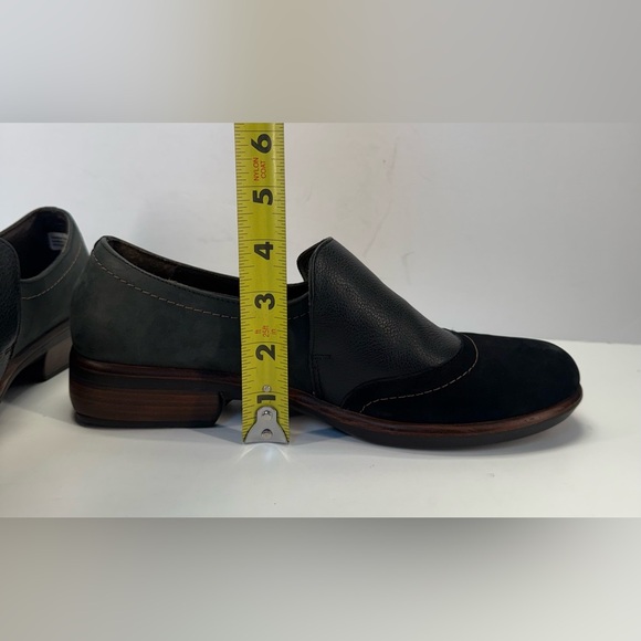 Naot Angin Black leather/suede nubuck women’s Slip-On Loafers size 9 - Picture 8 of 14